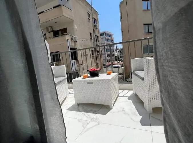 In The Heart Of Ларнака